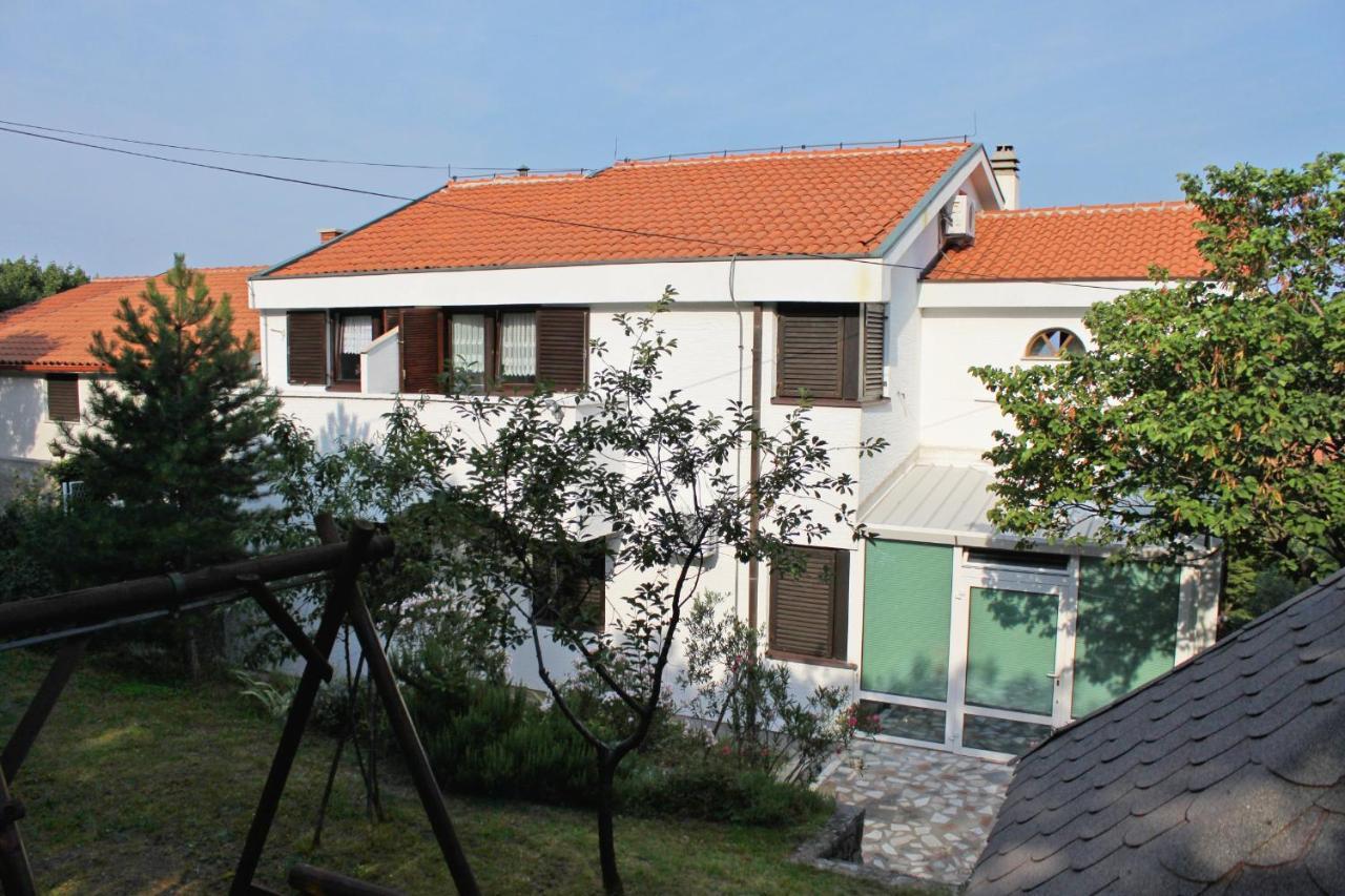Apartments And Rooms With Parking Space Klenovica, Novi Vinodolski - 5590 Εξωτερικό φωτογραφία
