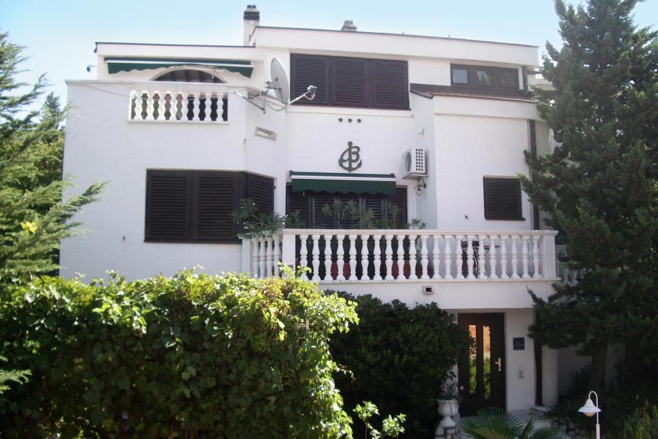 Apartments And Rooms With Parking Space Klenovica, Novi Vinodolski - 5590 Εξωτερικό φωτογραφία
